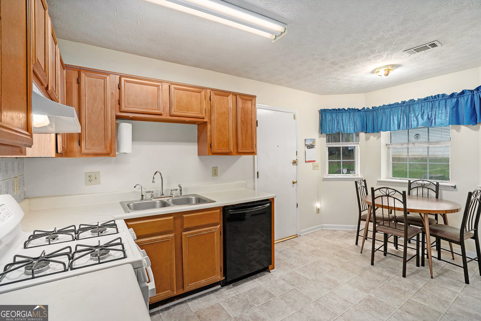7847 Dogwood Way Douglasville - 10