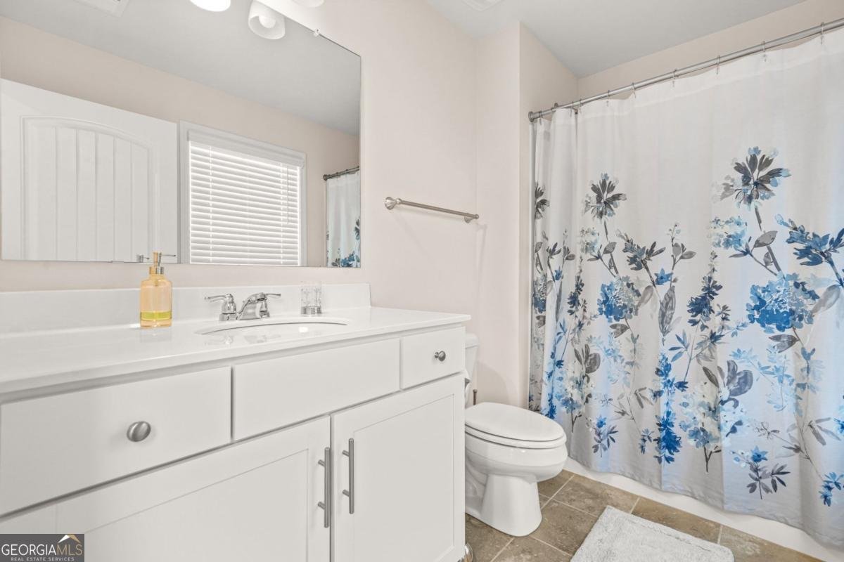 9990 Blackfriars Road Douglasville - 32