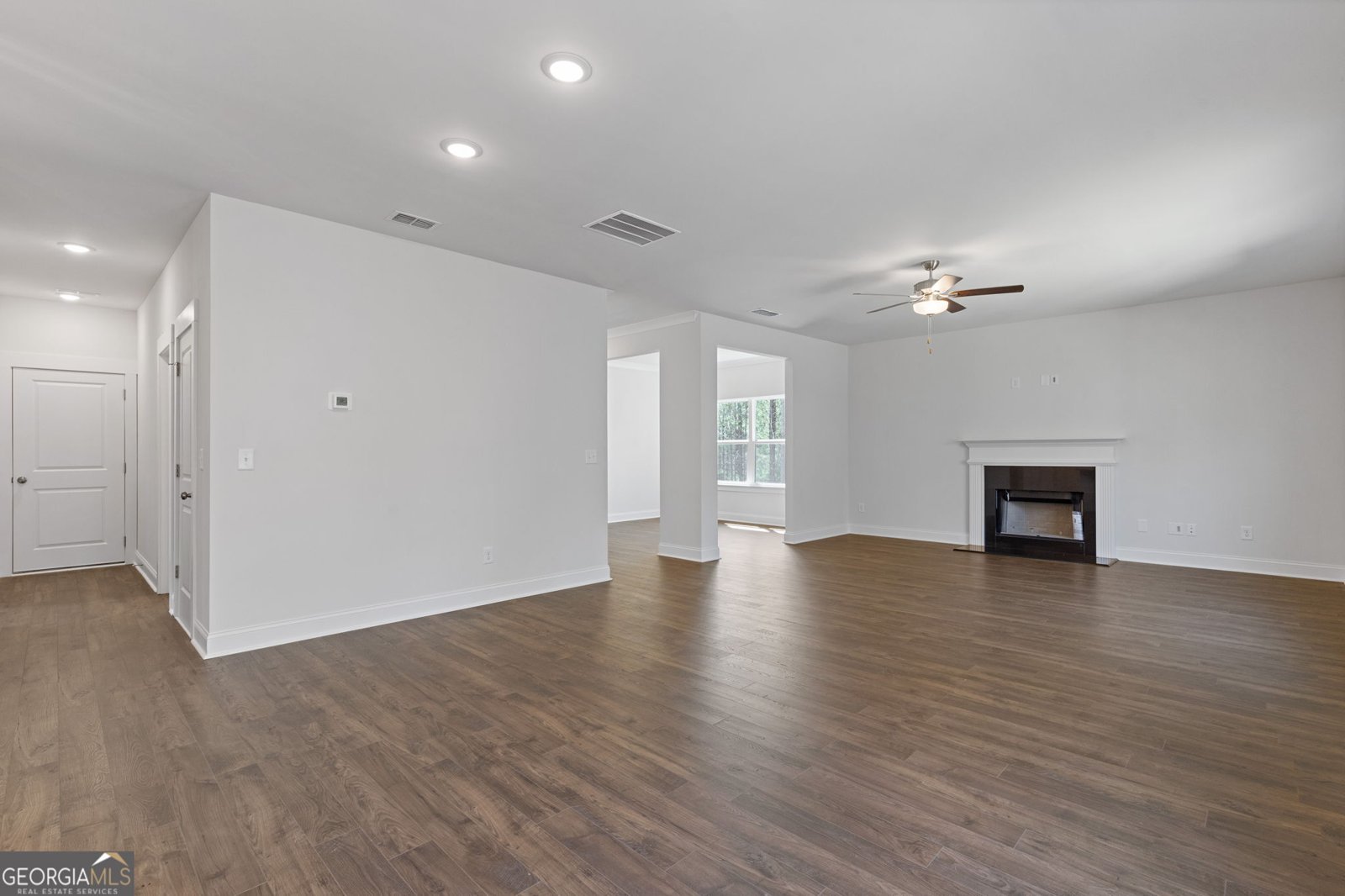 457 Principal Meridian Drive Dallas - 12