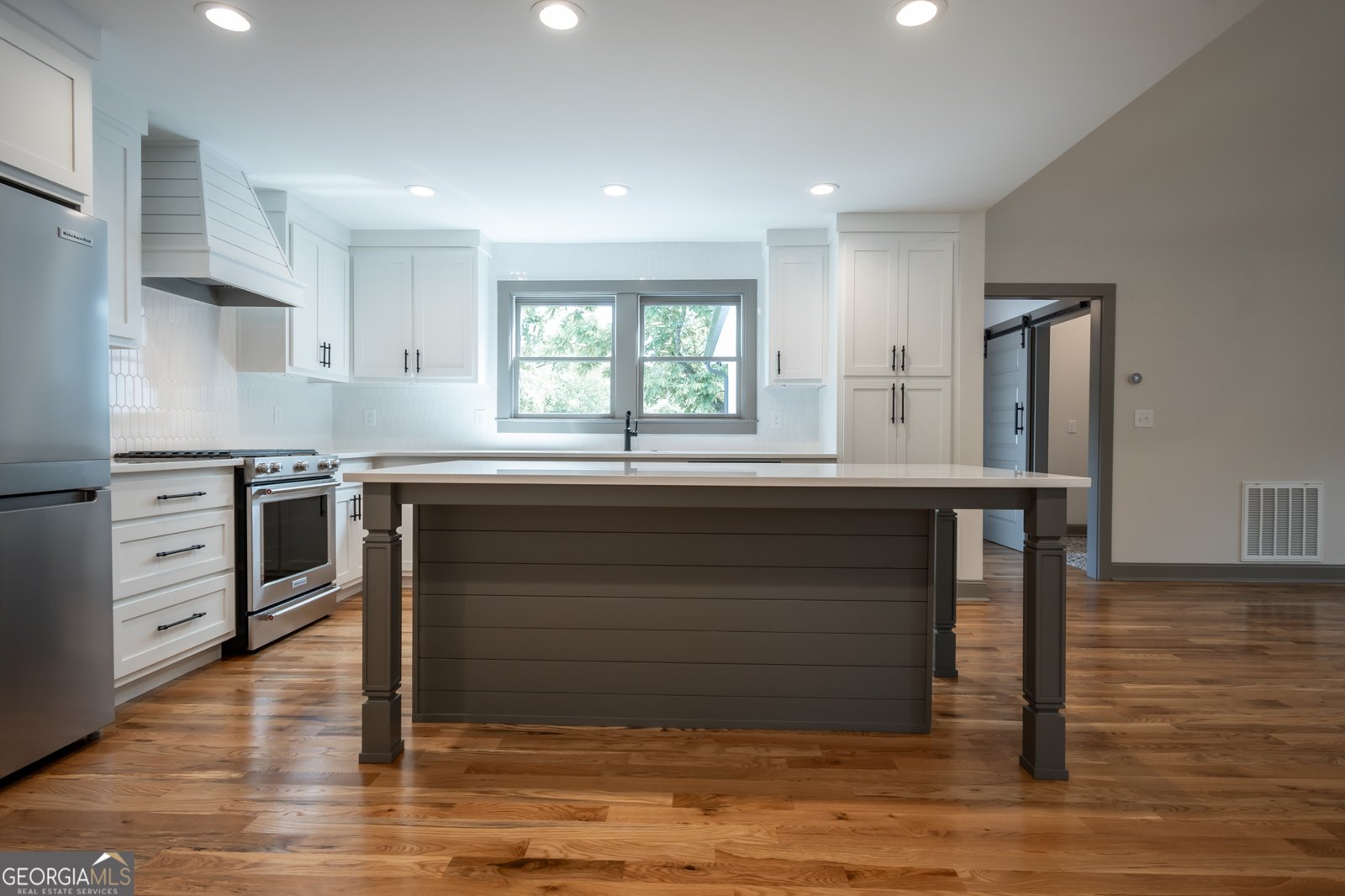 215 Holman Avenue Athens - 11