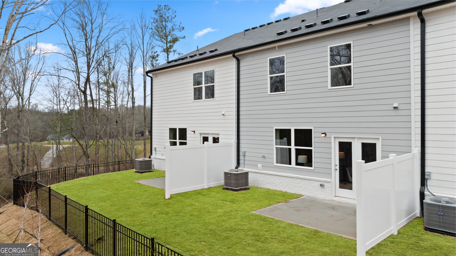 310 Sound Circle Stockbridge - 2