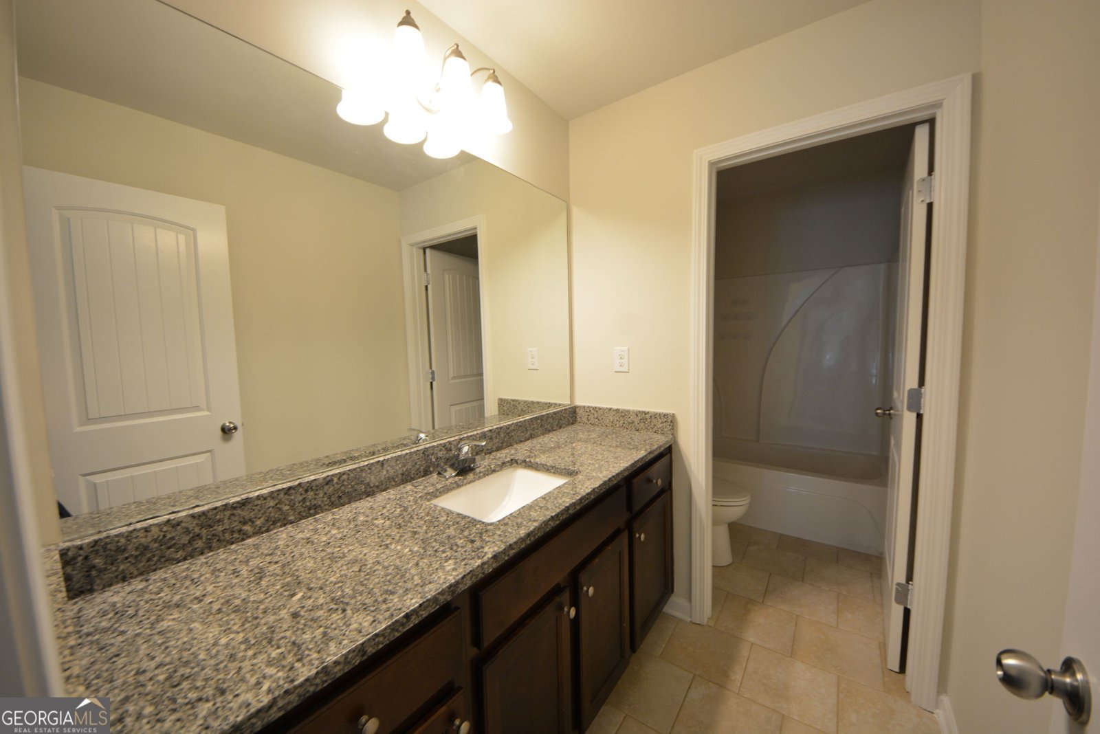 2307 Overlook Avenue Lithonia - 33