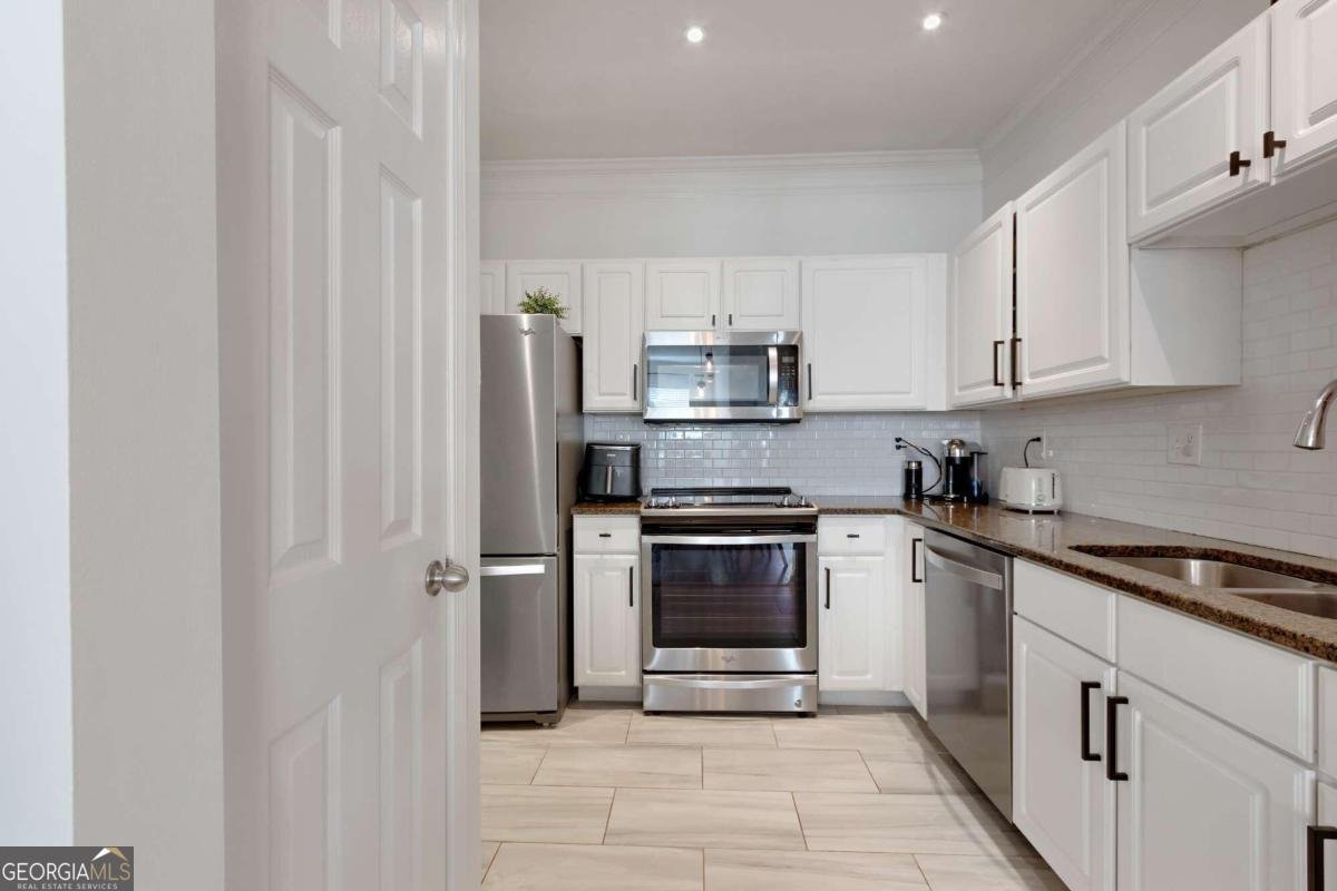 1850 Cotillion Drive Atlanta - 10