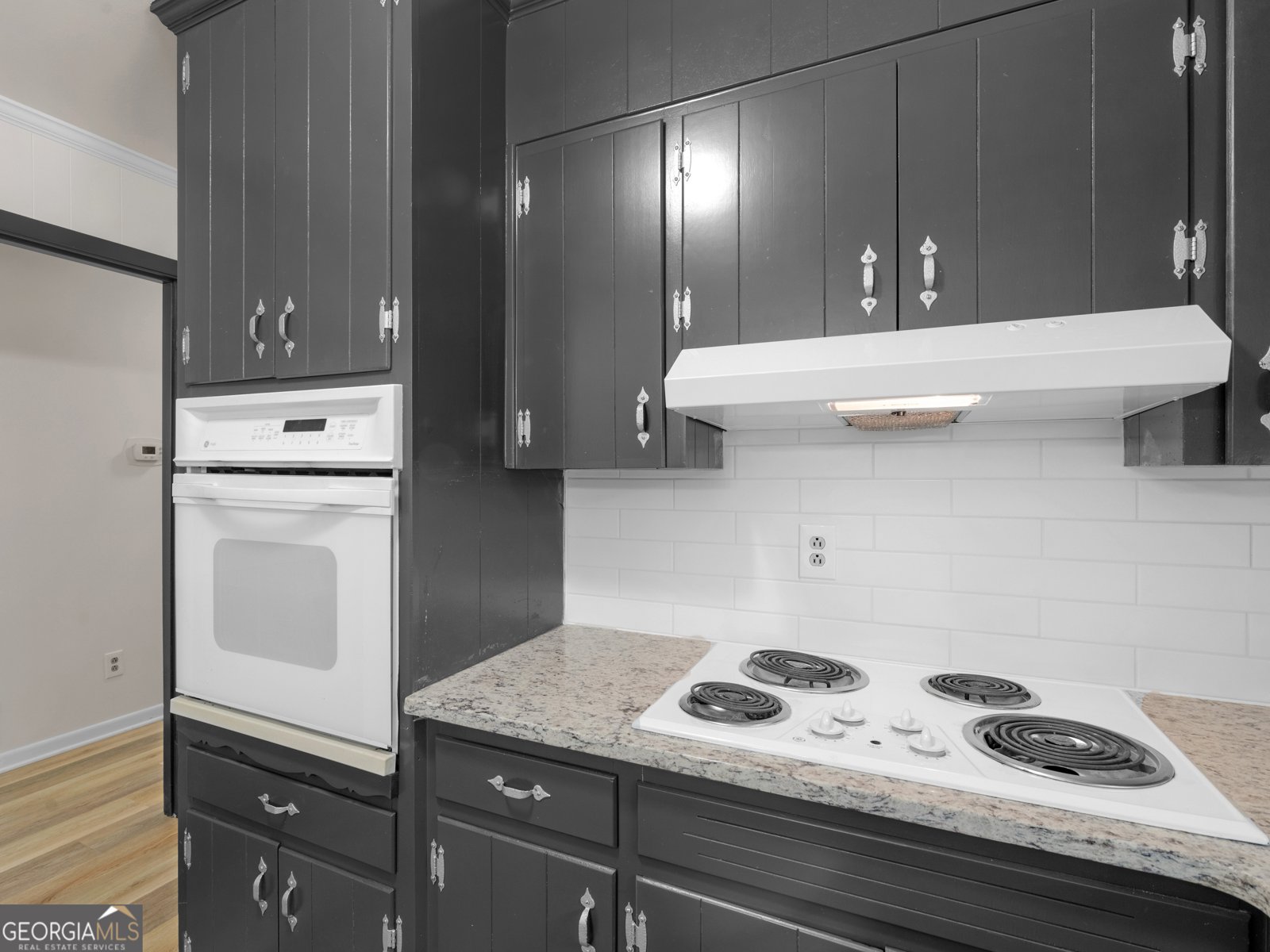 3548 Meadowview Court Rex - 23