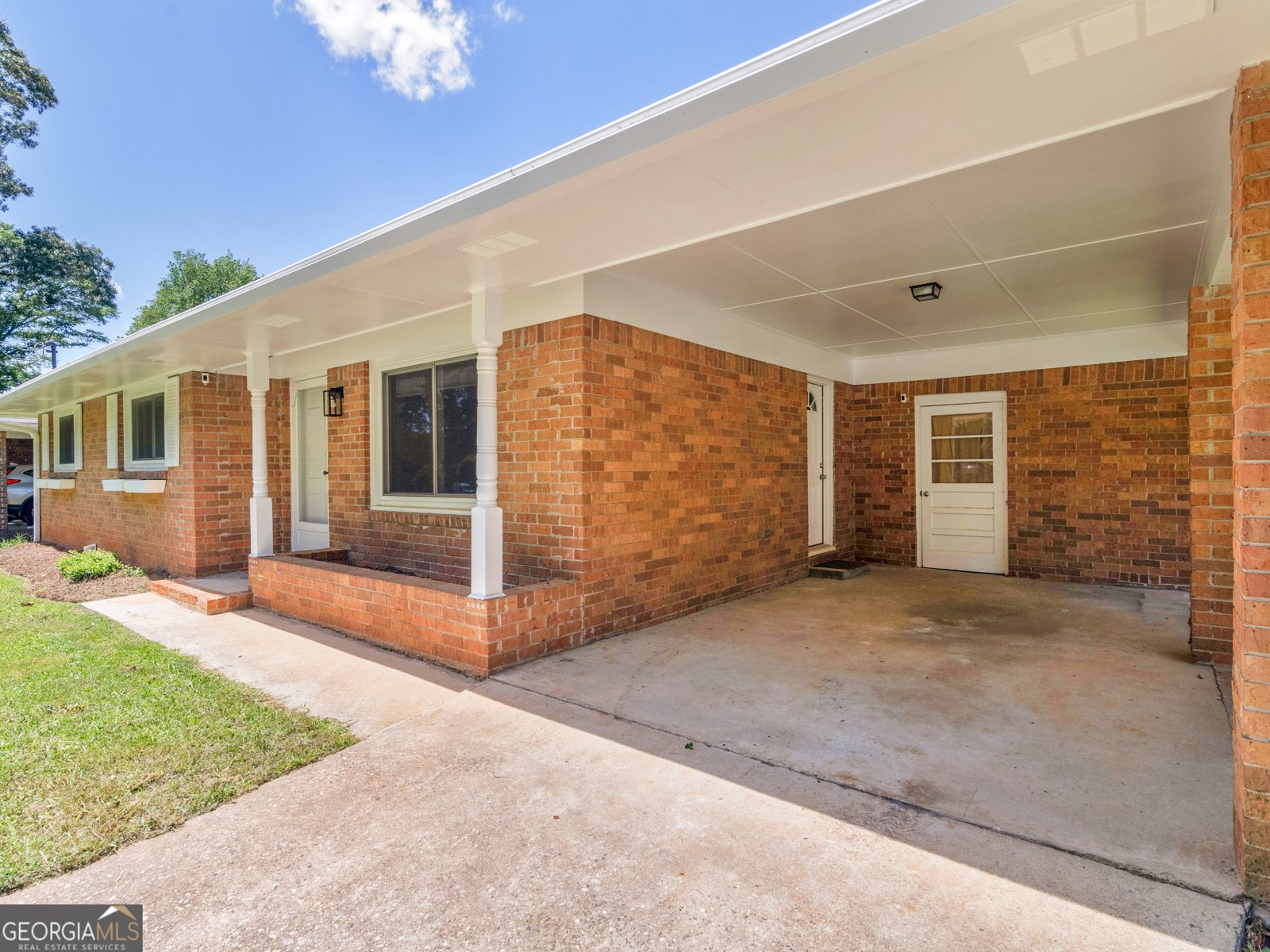 3548 Meadowview Court Rex - 3