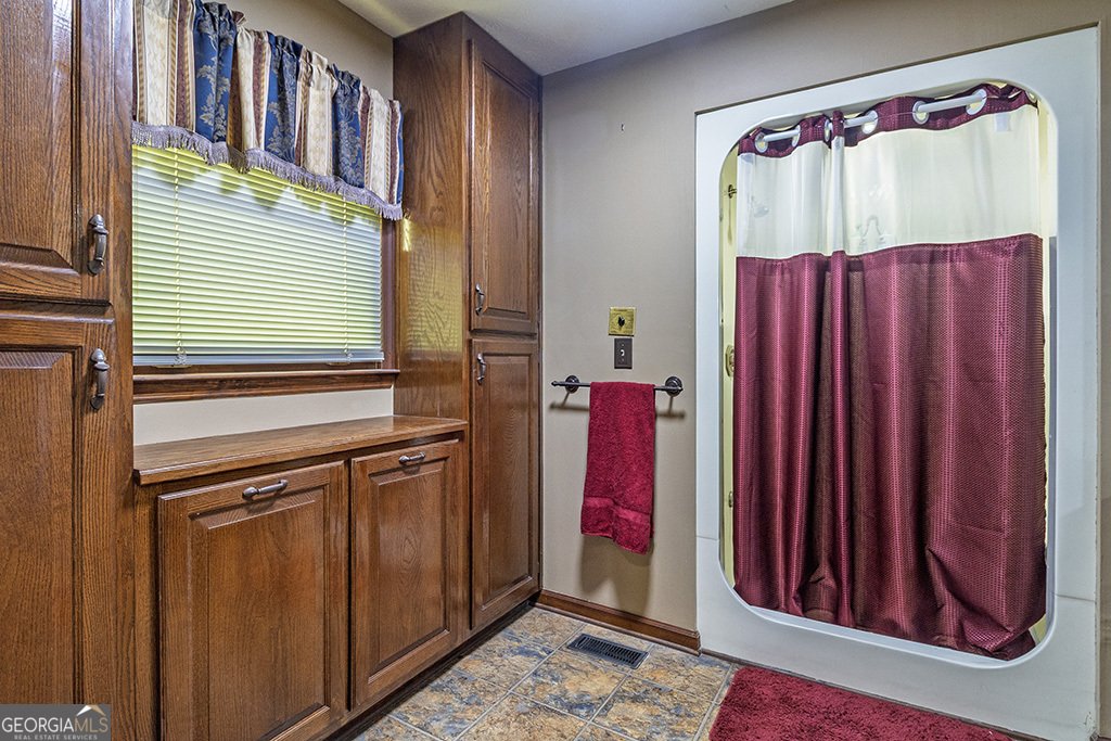 320 Oakridge Drive Forsyth - 17