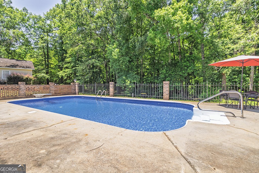 320 Oakridge Drive Forsyth - 34