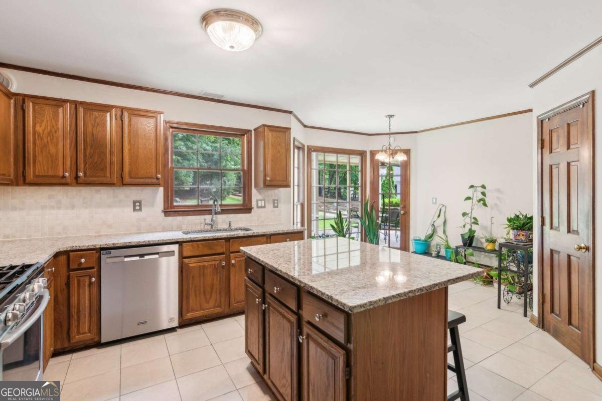 6165 Pin Oak Lane Alpharetta - 14