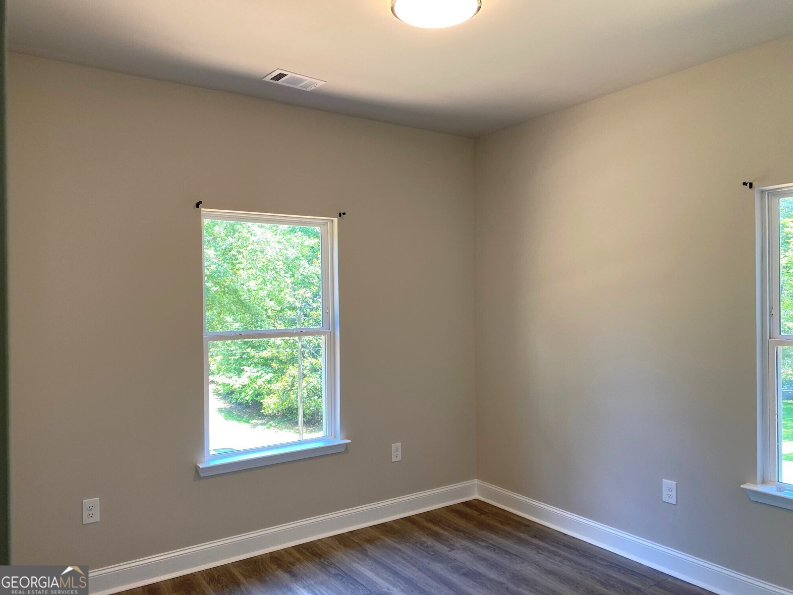 5950 Lynfield Drive South Fulton - 32
