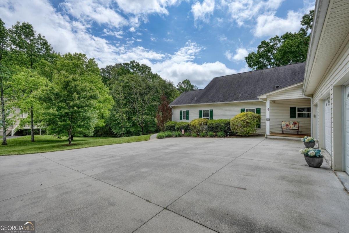 134 Birdie Lane Blairsville - 45