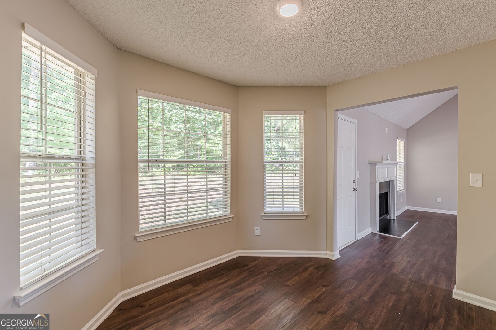160 Goldleaf Drive Hampton - 19