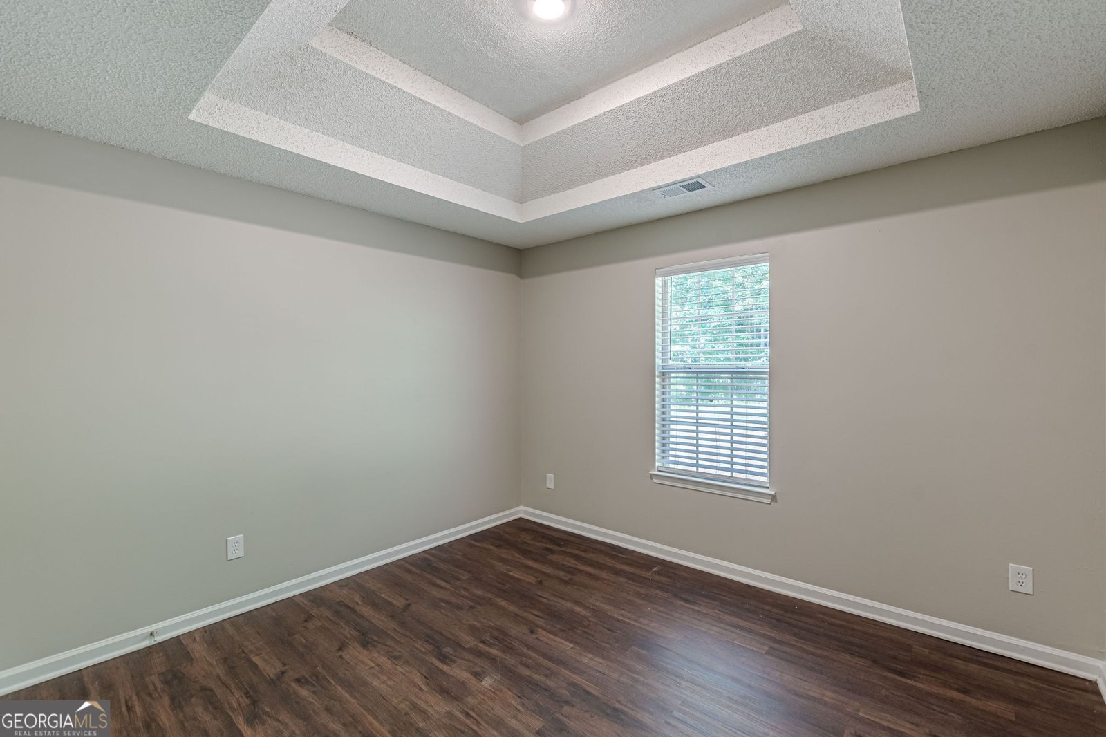 160 Goldleaf Drive Hampton - 39