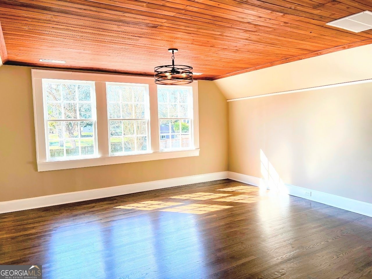 125 Oak Avenue Carrollton - 23