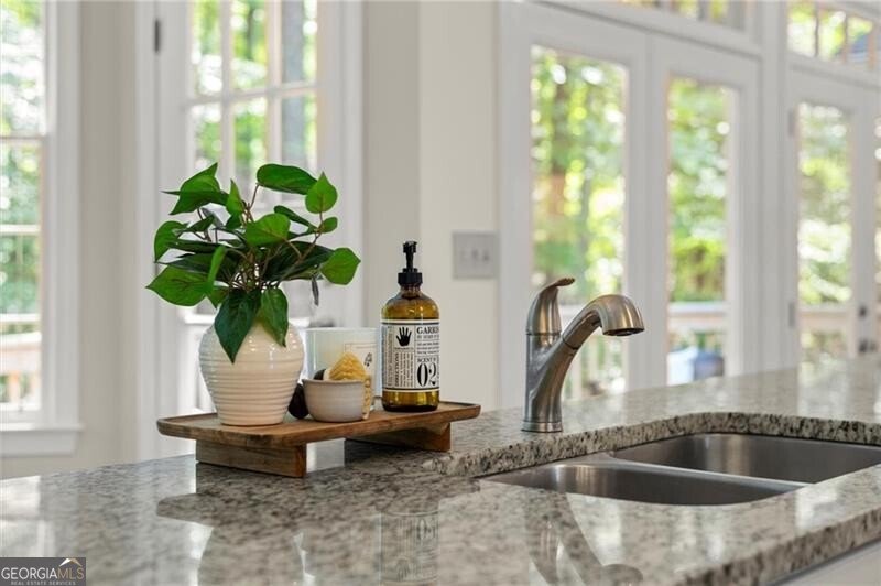 3600 Goldenrod Drive Alpharetta - 24
