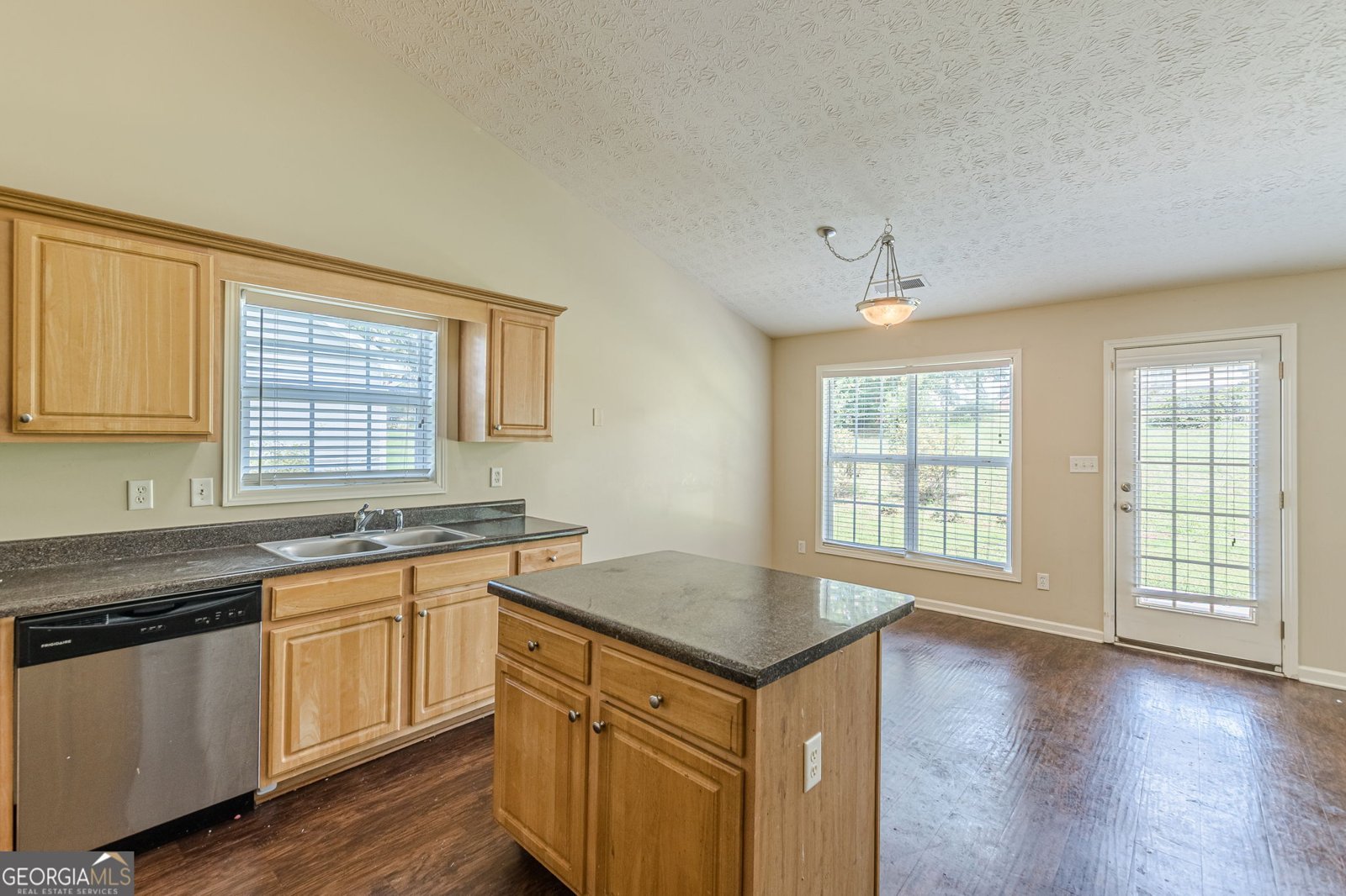 124 Sparkling Spring Trail Mcdonough - 21