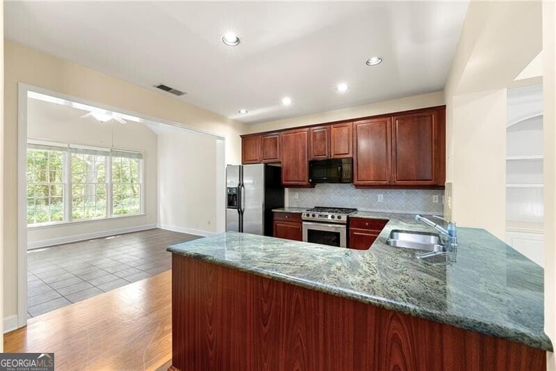 2001 Macland Square Drive Marietta - 8