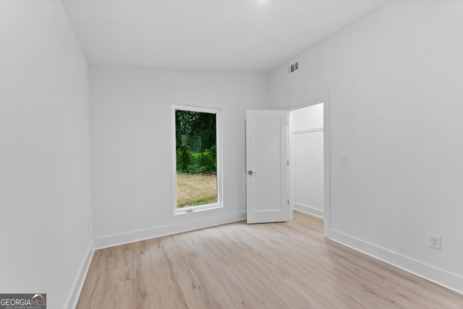 998 Lookout Avenue Atlanta - 12