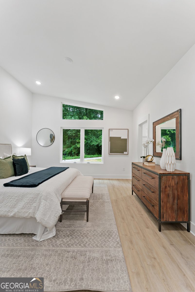998 Lookout Avenue Atlanta - 15