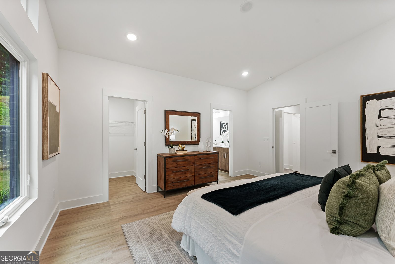 998 Lookout Avenue Atlanta - 17