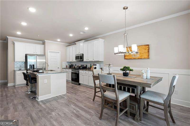 213 Yellowwood Way Woodstock - 5