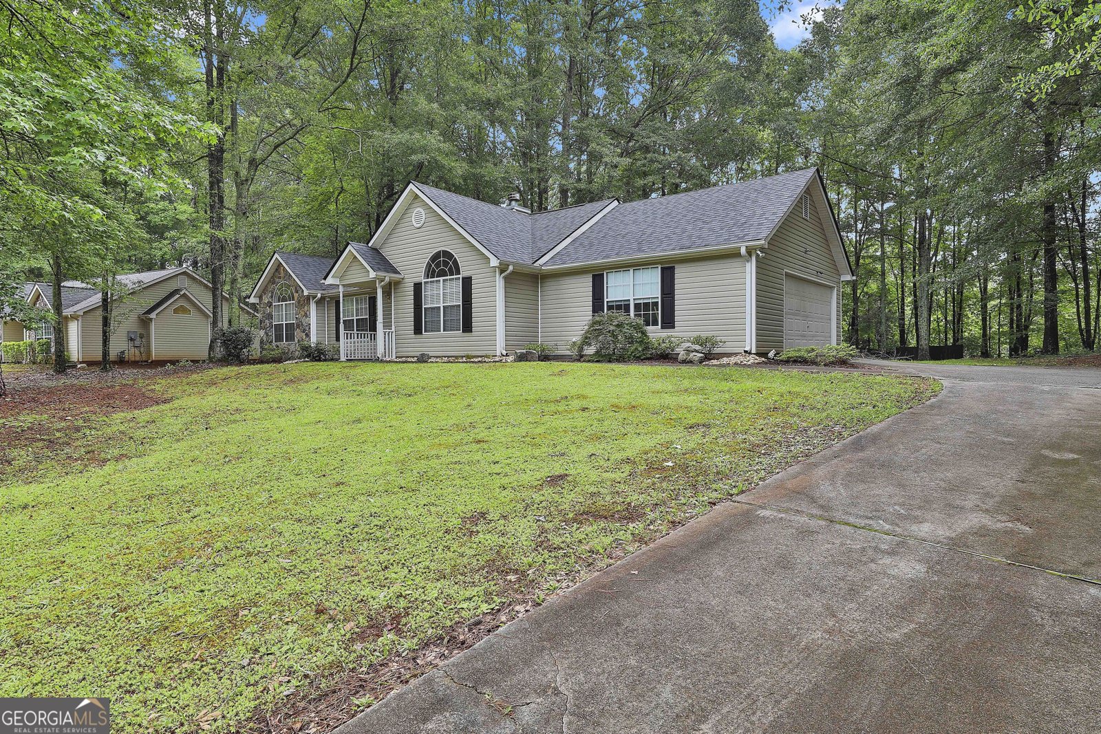 24 Four Oaks Drive Newnan - 2