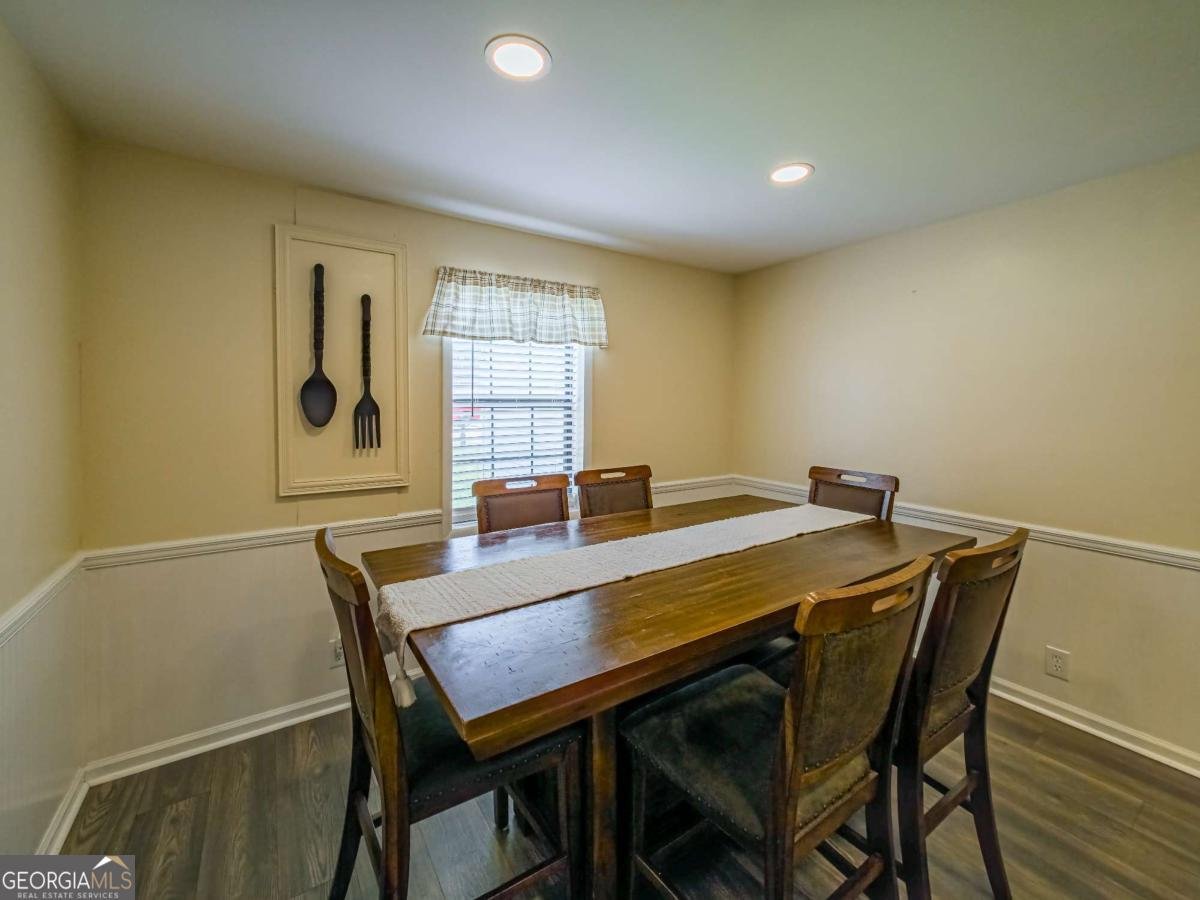111 Old Mail Road Sylvester - 17