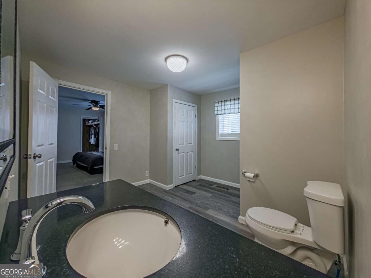 111 Old Mail Road Sylvester - 22