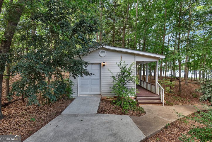 575 Cedar Street Lavonia - 58