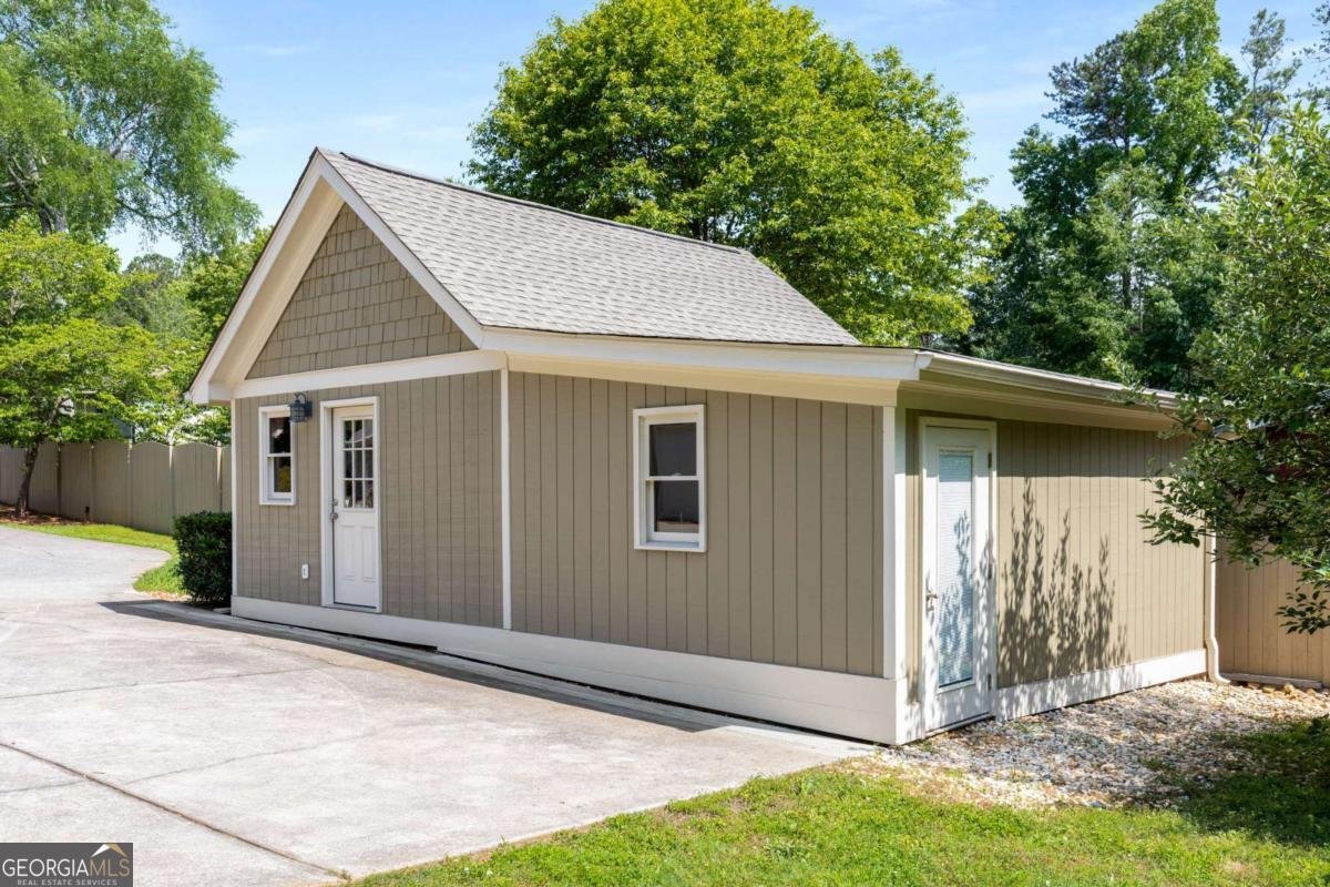 186 Mt Calvary Road Marietta - 75