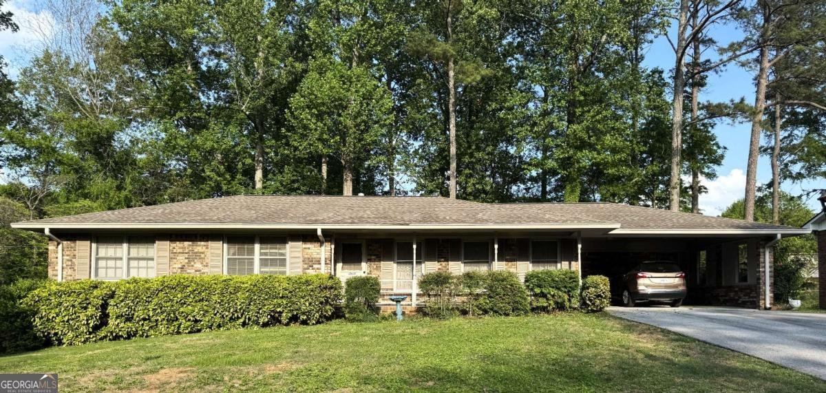 3549 Dogwood Drive Powder Springs - 3
