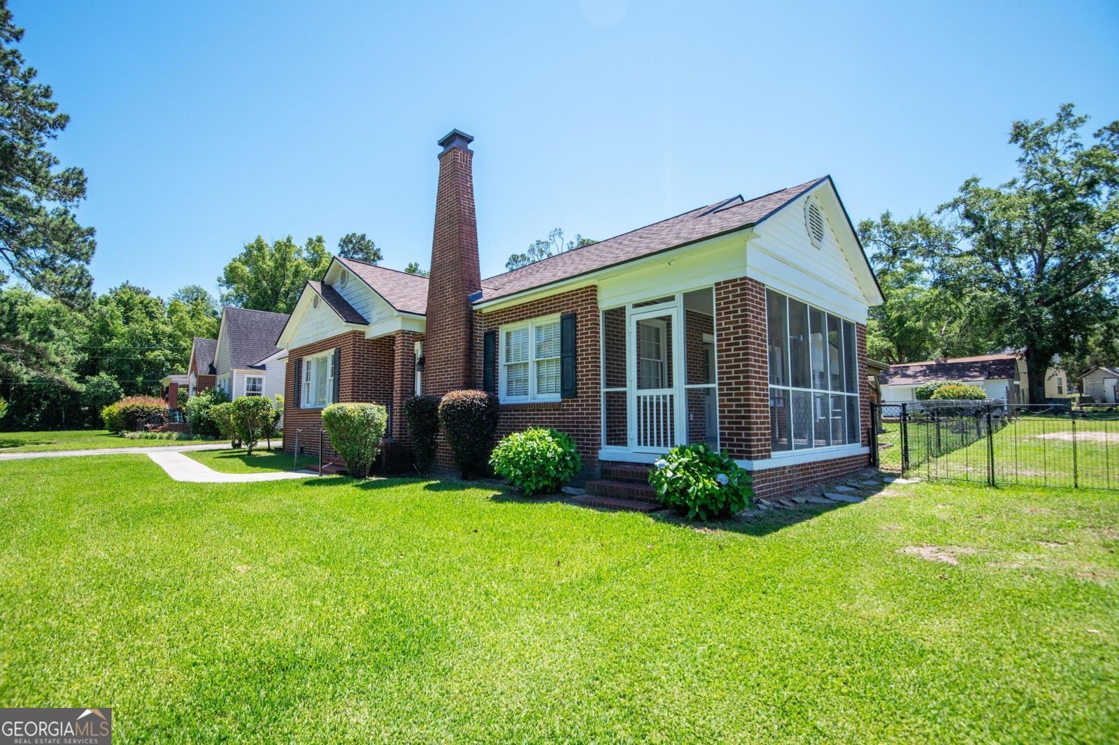 814 Main Street Sylvania - 49