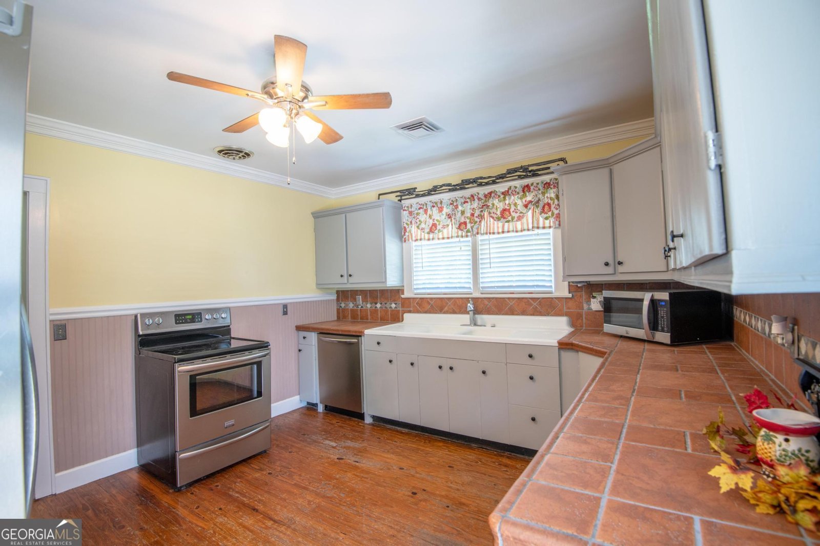 814 Main Street Sylvania - 7