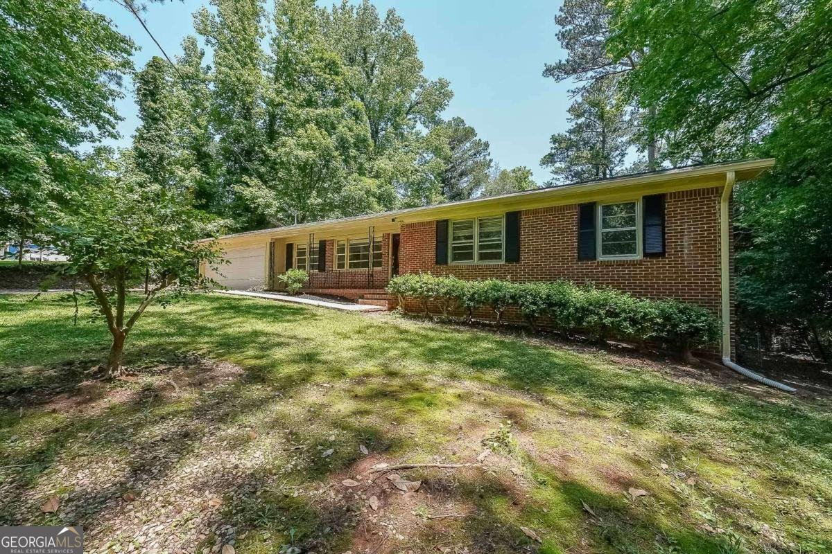213 Linda Drive Tucker - 3