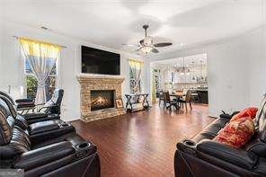 121 Royal Sunset Drive Dallas - 13