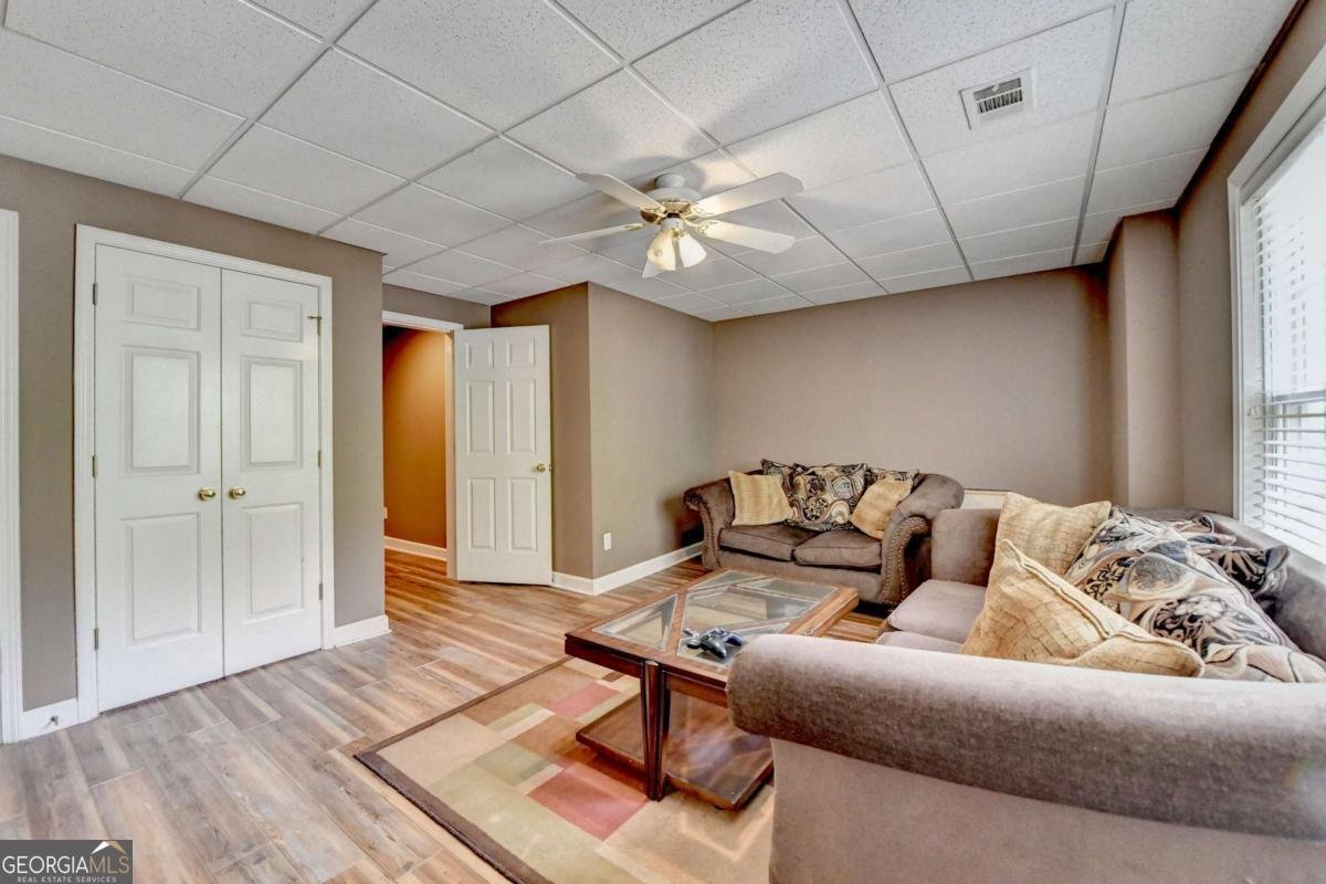 5980 Whitestone Lane Suwanee - 43