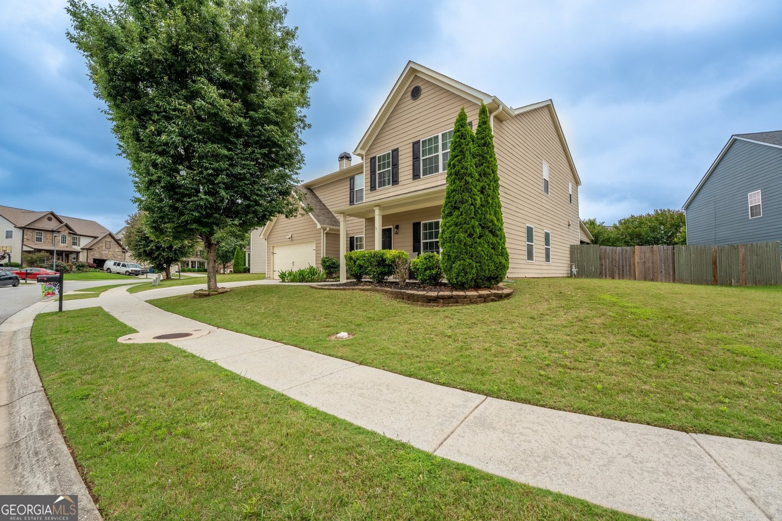 1208 LOOWIT FALLS Court Braselton - 3