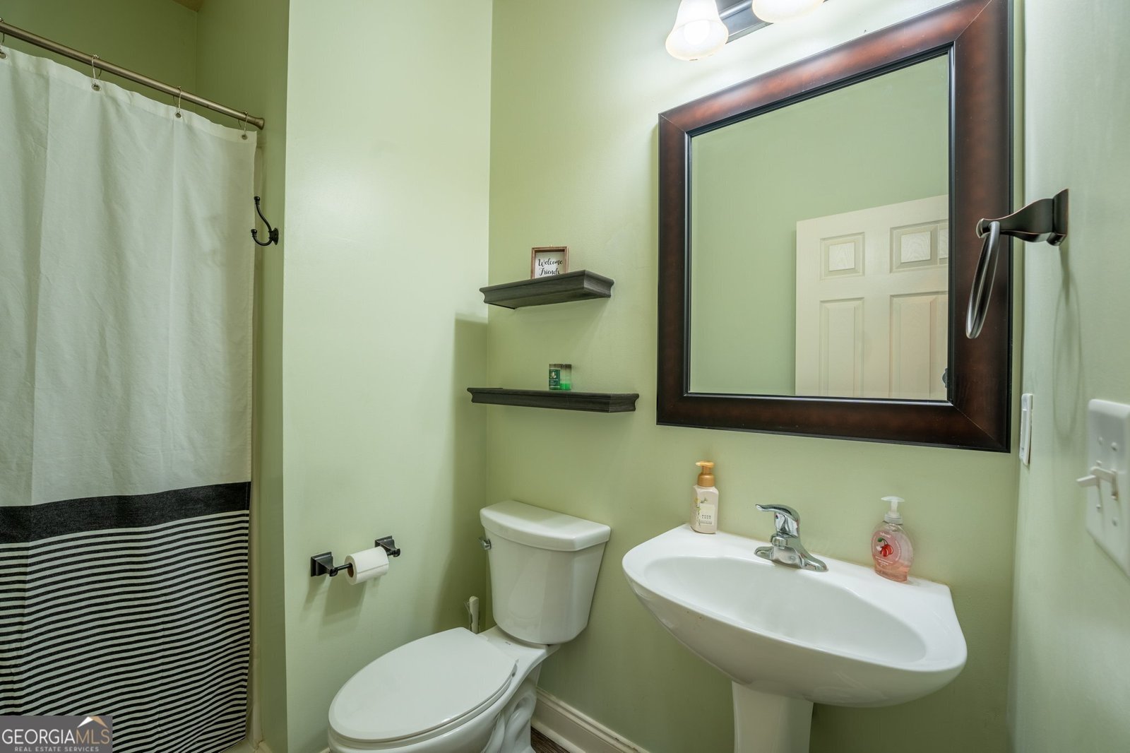 1208 LOOWIT FALLS Court Braselton - 33