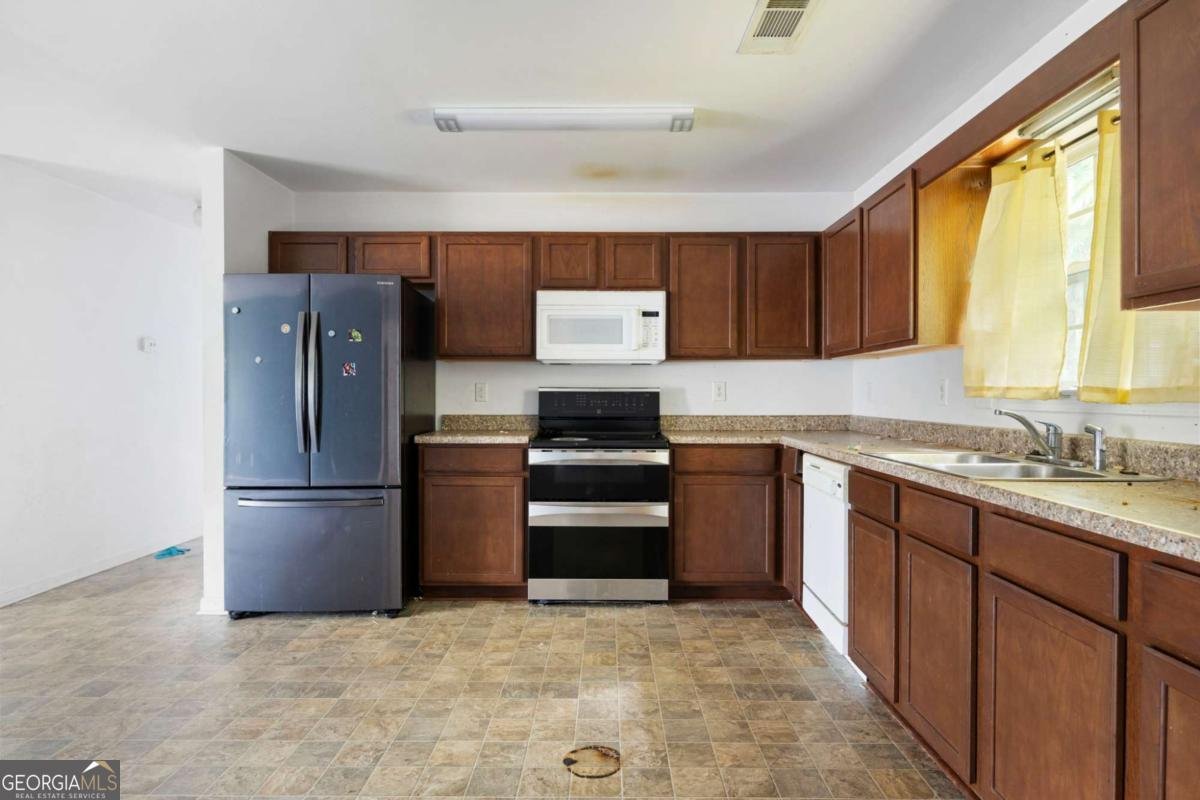 6770 GORDON MANOR Court Mableton - 7