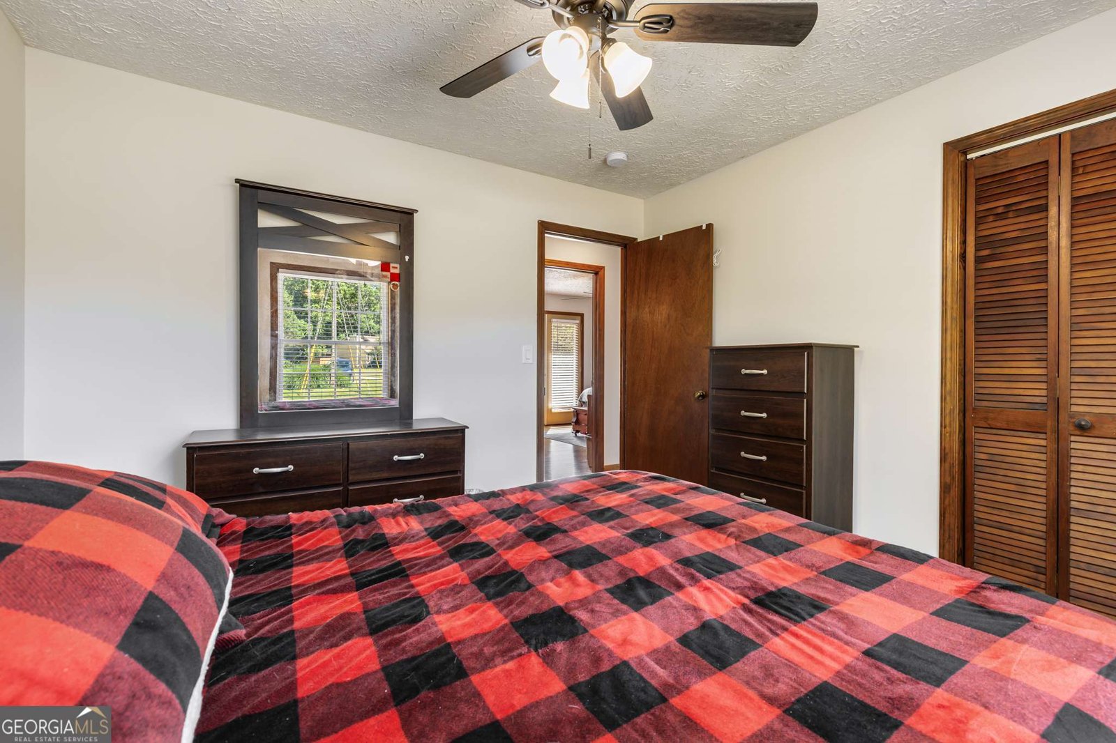 319 Hill Crest Circle Woodstock - 22