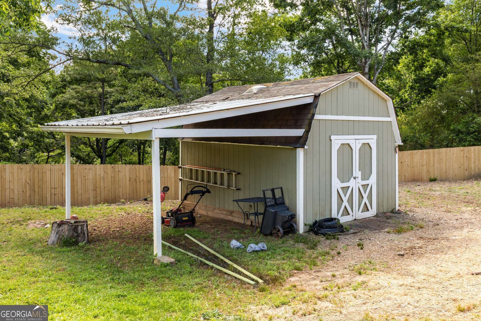 319 Hill Crest Circle Woodstock - 44