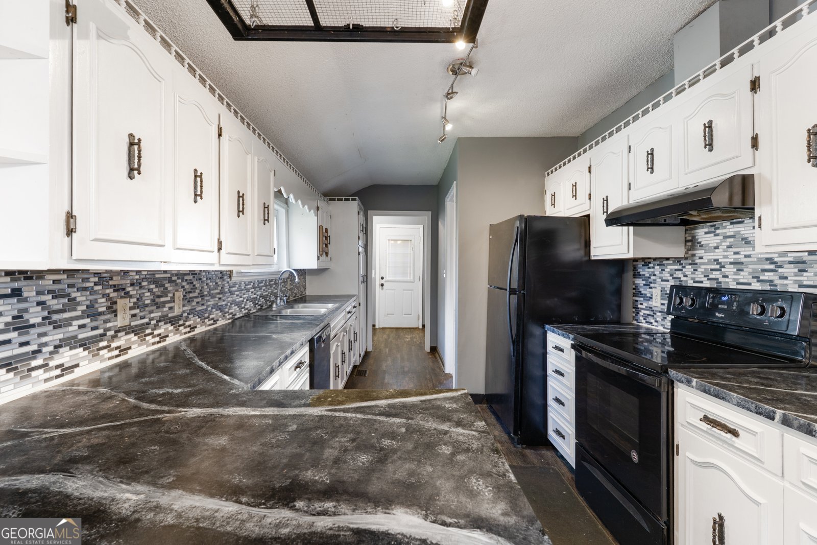 5950 Ga Highway 24 Louisville - 3