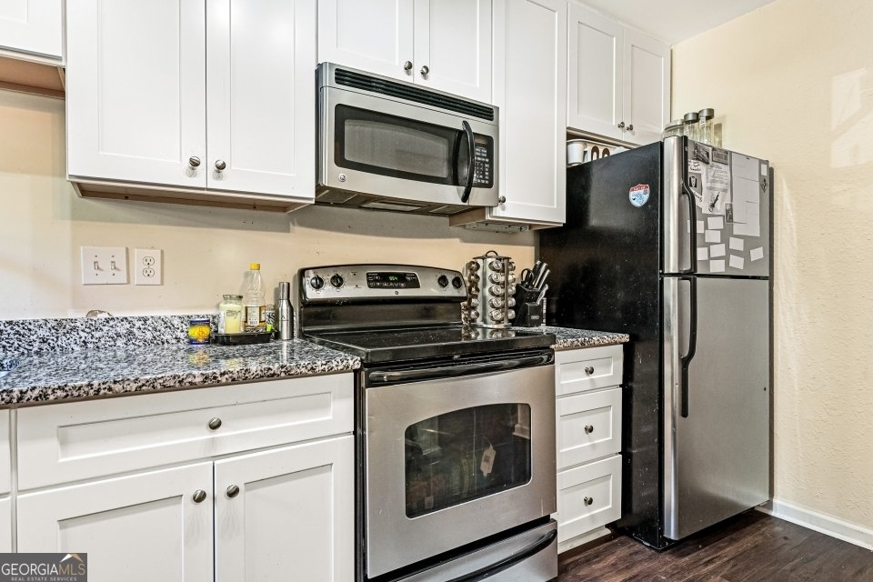 105 North River Drive Atlanta - 16
