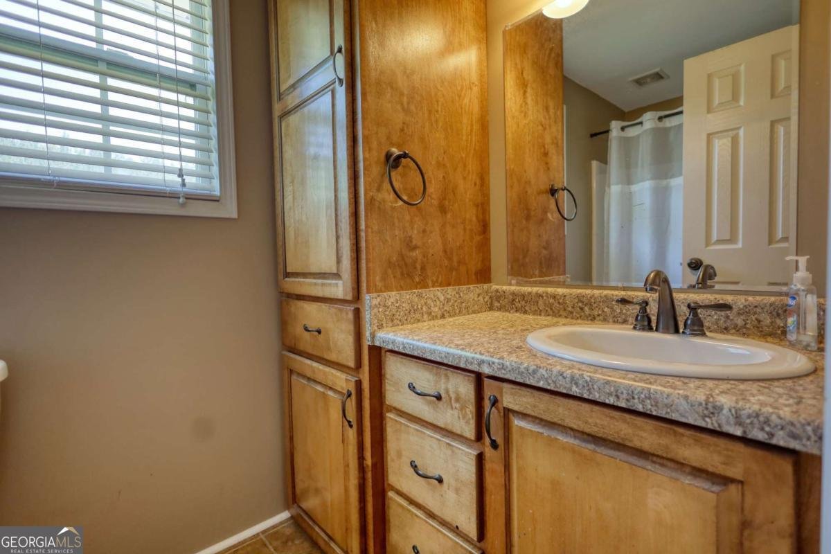 947 Bellhouse Road Macon - 23