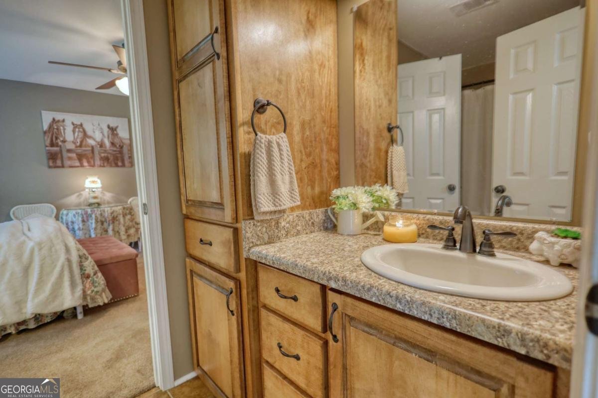 947 Bellhouse Road Macon - 27