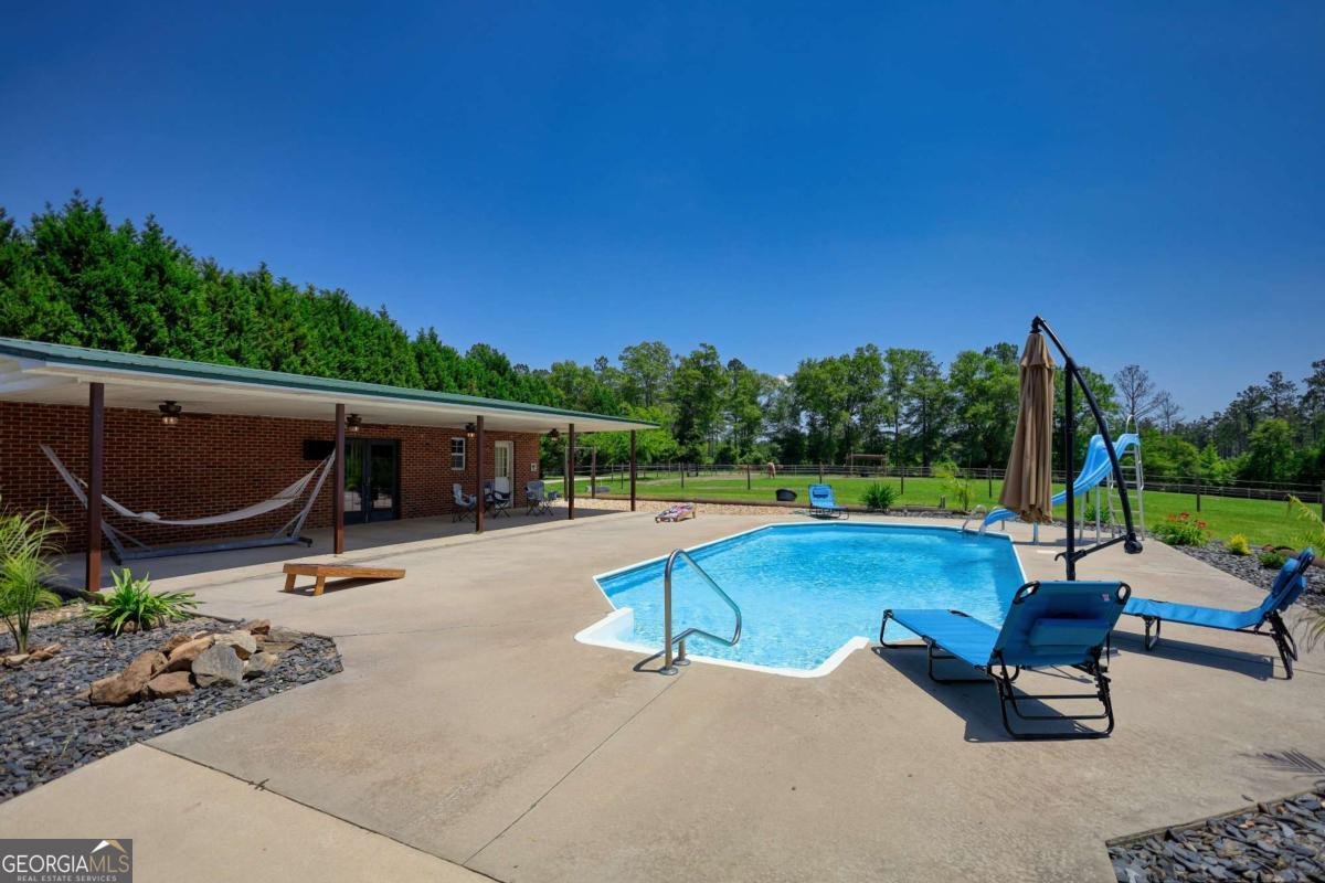 947 Bellhouse Road Macon - 44