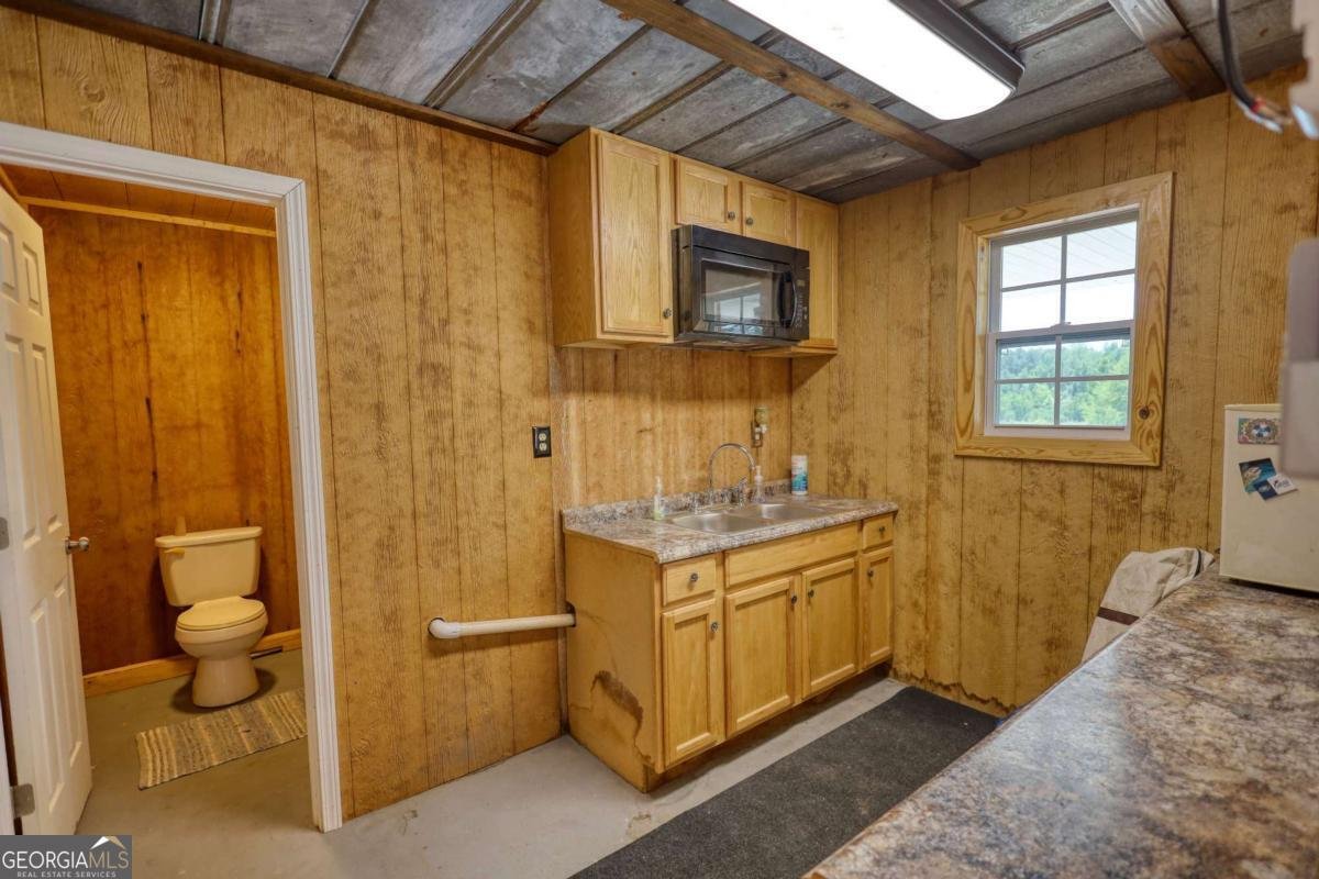 947 Bellhouse Road Macon - 48