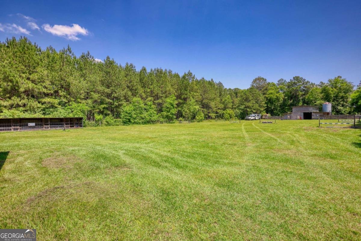 947 Bellhouse Road Macon - 65