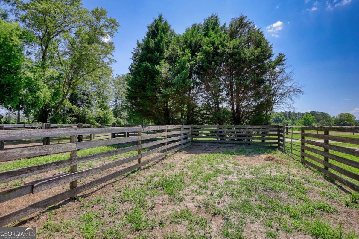 947 Bellhouse Road Macon - 73