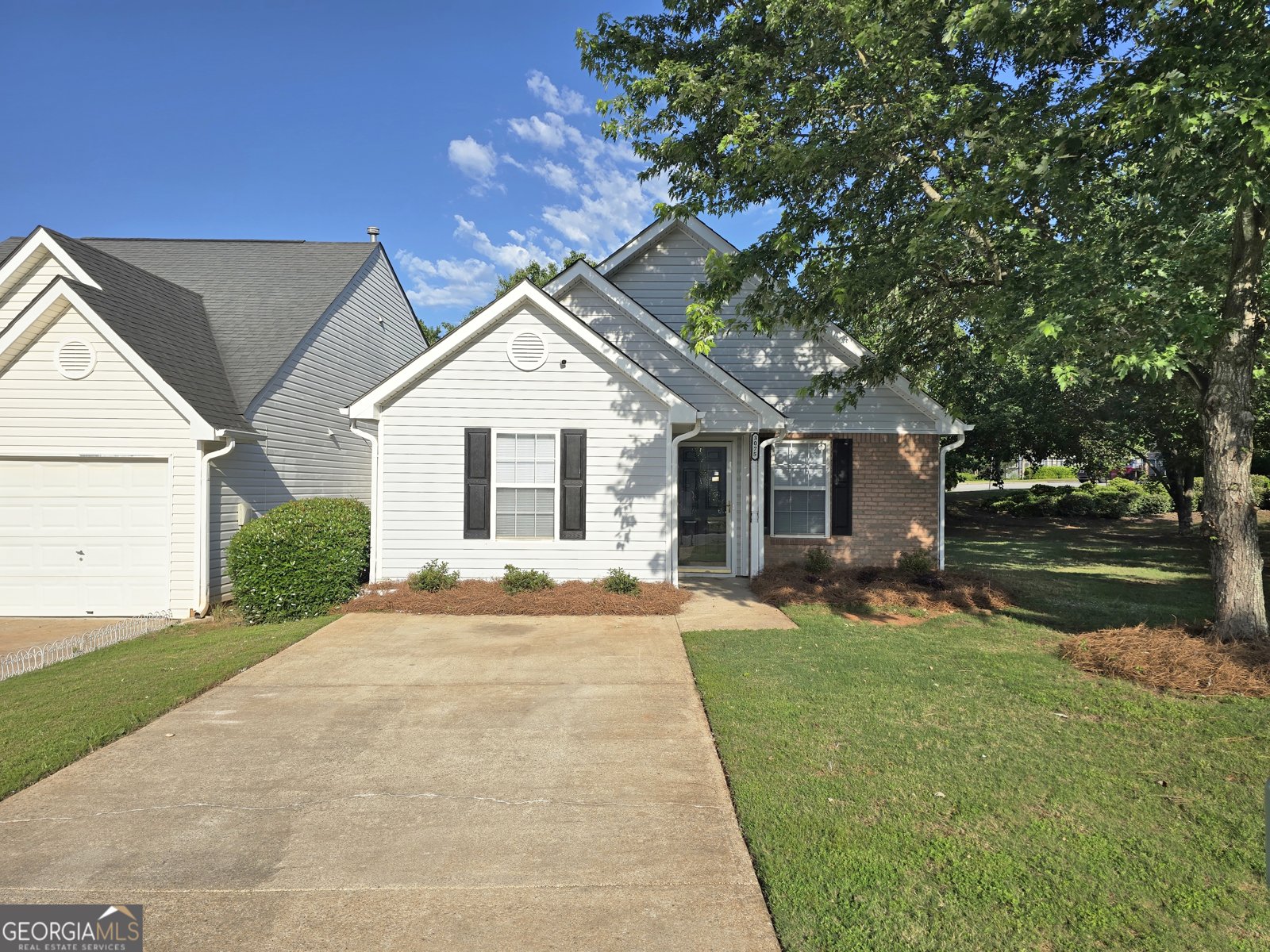 3075 Lakeside Circle Covington - 2