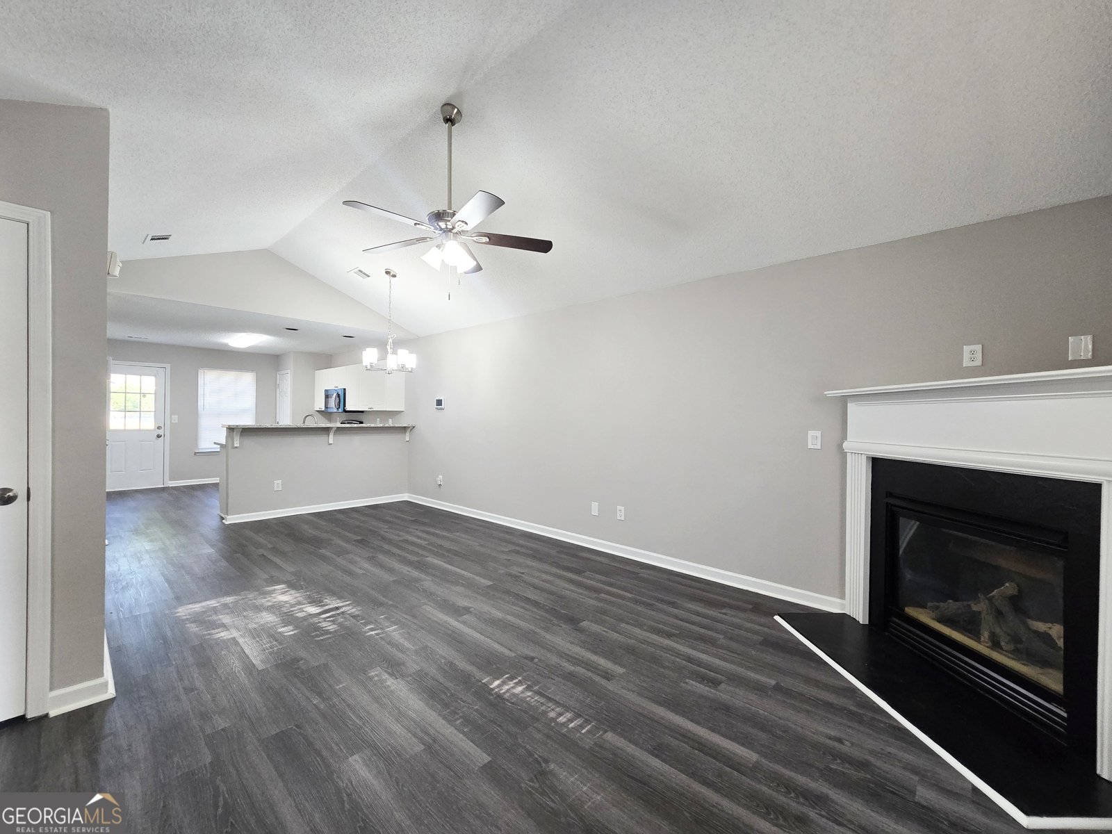 3075 Lakeside Circle Covington - 3